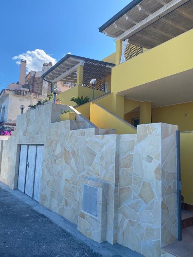 La Casa Gialla Cala Gonone Exterior foto